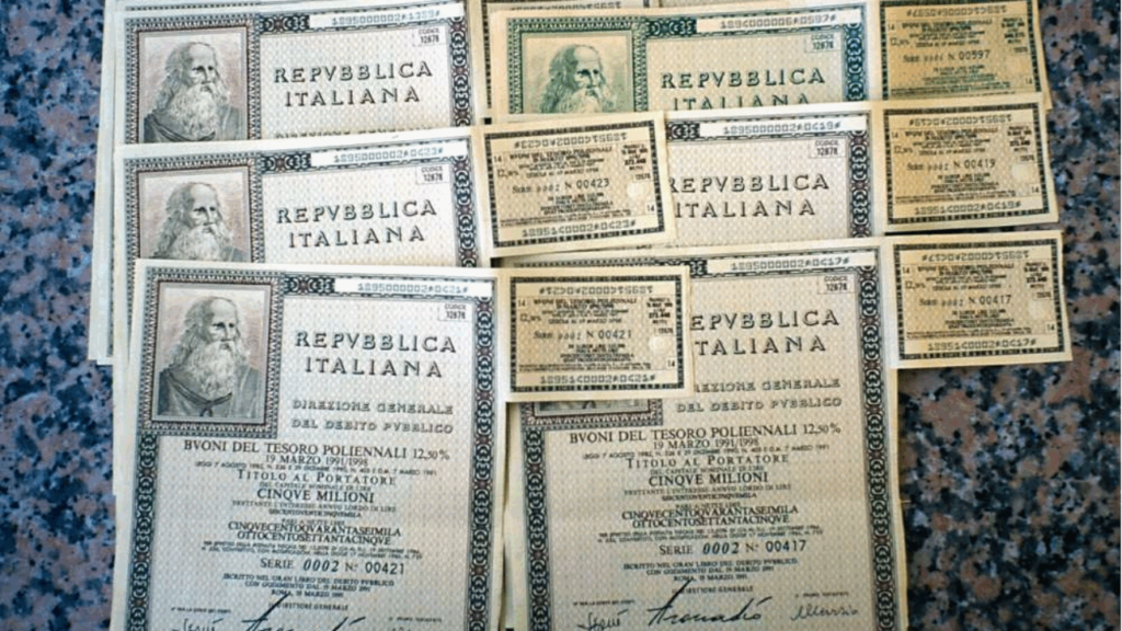 Messina, nel cassonetto buoni postali per 1,5 milioni di euro. La scoperta di un pensionato