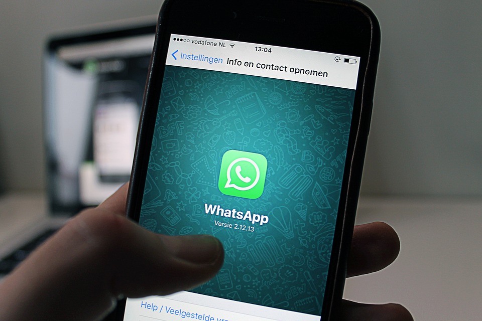 WhatsApp, Facebook e Instagram down: cosa sta succedendo alle app più gettonate?
