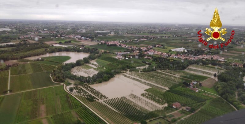Maltempo in Italia: allerta fiumi in piena in Romagna. Esondato il Savio nel cesenate (Video)