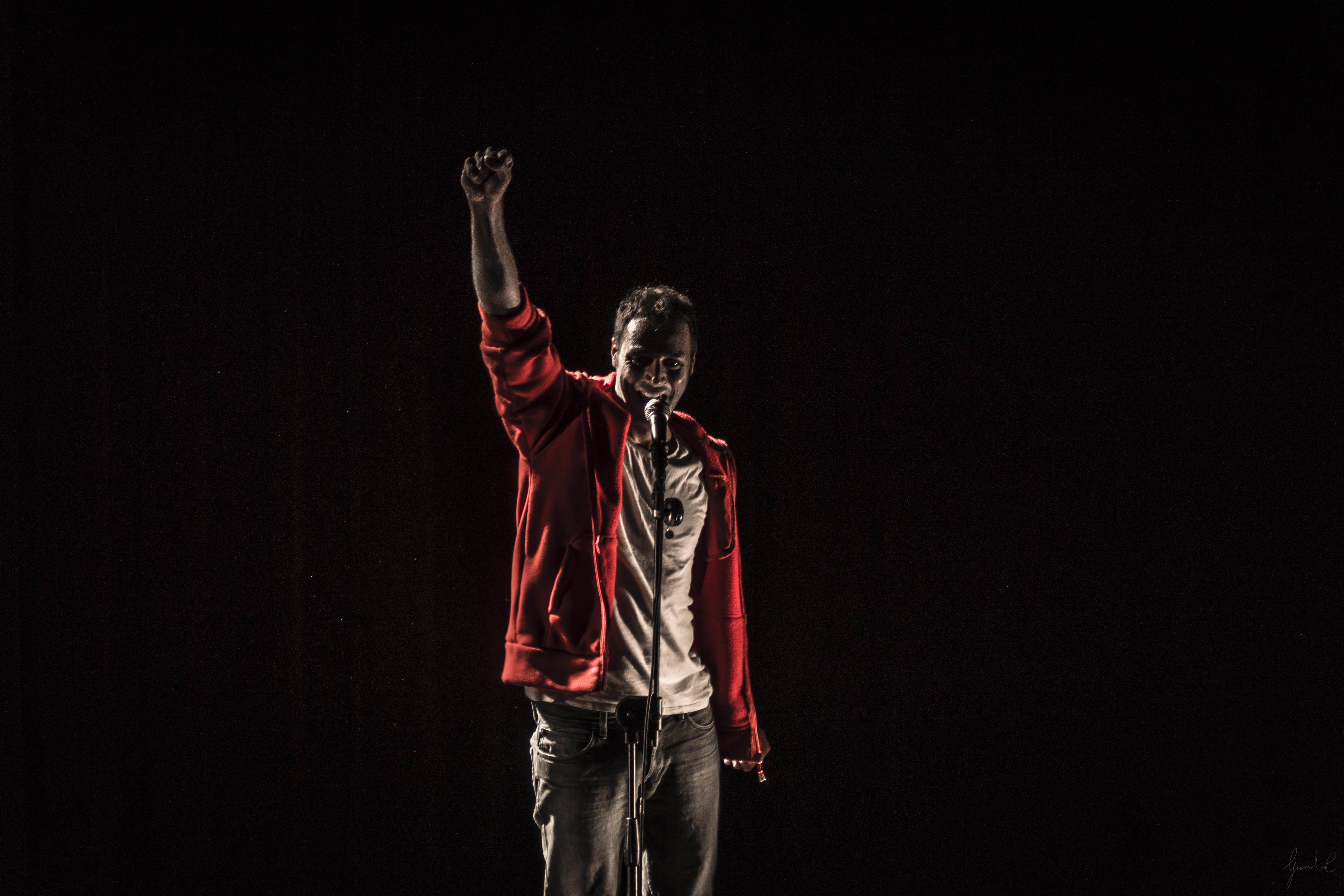 “Cortile – Teatro Festival” Messina, il 15 luglio il secondo spettacolo: “Kryptonite”