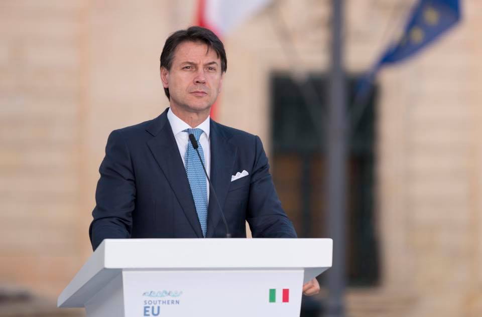 Conte in Senato annuncia le dimissioni: “Gli interessi di parte compromettono gli interessi dell’Italia” – DIRETTA VIDEO