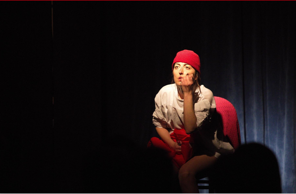 “Da qui si vede tutto”: il 29 dicembre al Teatro Vittorio Alfieri di Naso lo spettacolo di Patrizia Ferraro