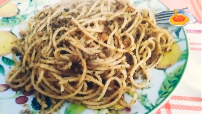 LaTuaCucina: gli “spaghetti ammuddicati” nella versione di Antonio [VIDEORICETTA]