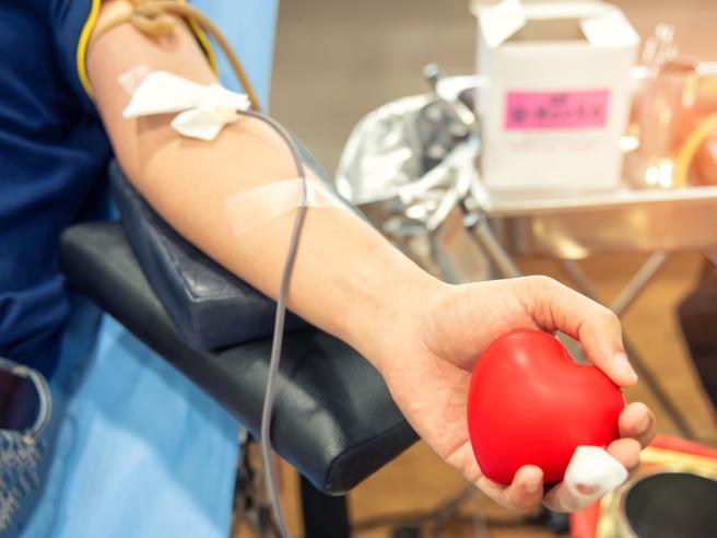 Donare il sangue salva la vita, soprattutto in estate