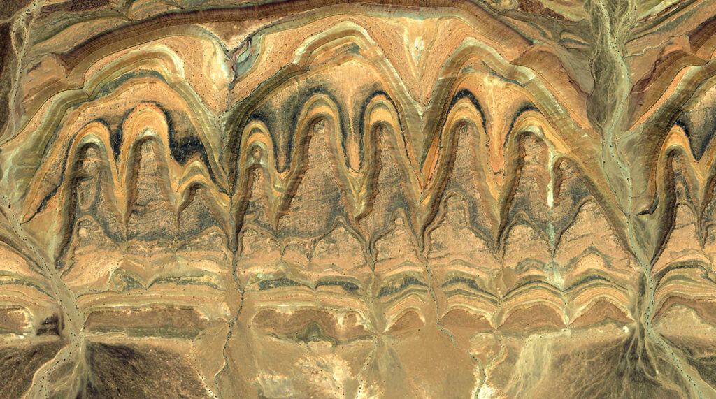 SACRED EARTH, il Gemito della Creazione